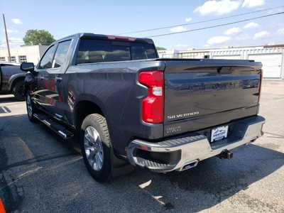 2021 Chevrolet 1500 Crew Cab, $41490. Photo 4