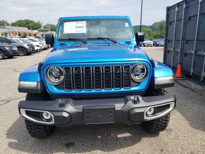 2025 Jeep Gladiator, $46972. Photo 2