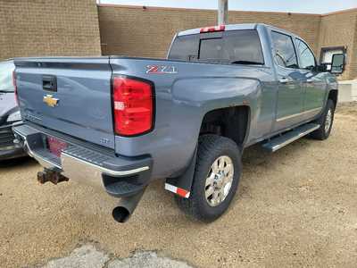 2015 Chevrolet 3500 Crew Cab, $26850. Photo 3
