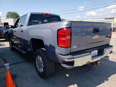 2015 Chevrolet 3500 Crew Cab, $25990. Photo 4