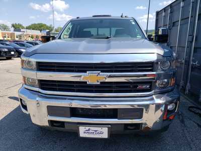 2015 Chevrolet 3500 Crew Cab, $25990. Photo 6