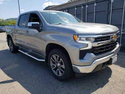 2023 Chevrolet 1500 Crew Cab, $41490. Photo 5