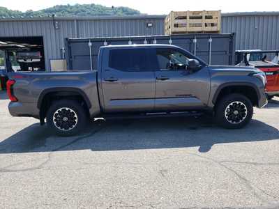 2024 Toyota Tundra Crew Cab, $45950. Photo 12