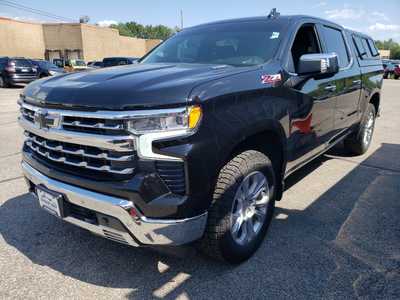 2022 Chevrolet 1500 Crew Cab, $37990. Photo 8