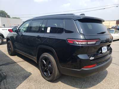 2025 Jeep Grand Cherokee L, $46658. Photo 4
