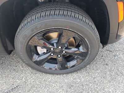 2025 Jeep Grand Cherokee L, $46658. Photo 9