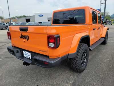 2025 Jeep Gladiator, $47704. Photo 3