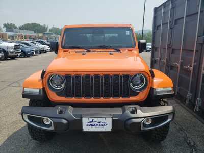 2025 Jeep Gladiator, $47704. Photo 5