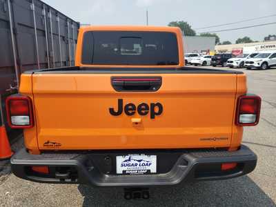 2025 Jeep Gladiator, $47704. Photo 8