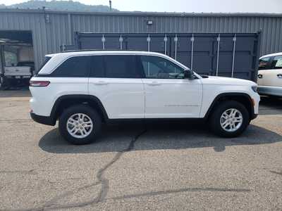 2025 Jeep Grand Cherokee, $39314. Photo 8