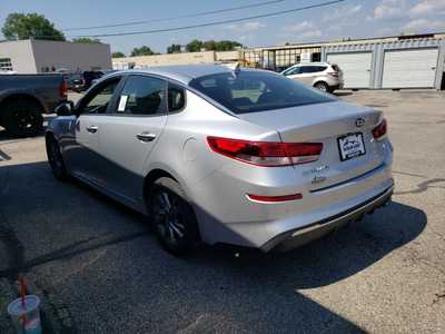 2019 Kia Optima, $11990. Photo 4