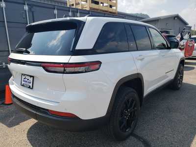 2025 Jeep Grand Cherokee, $42939. Photo 7