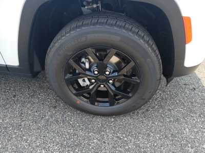 2025 Jeep Grand Cherokee, $42939. Photo 9