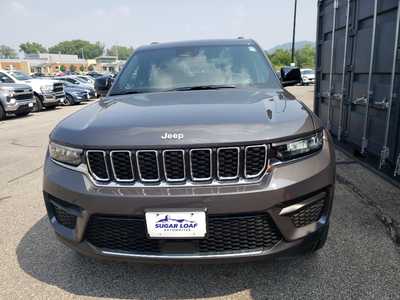 2025 Jeep Grand Cherokee, $40698. Photo 2
