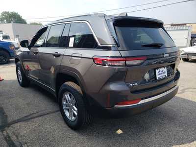 2025 Jeep Grand Cherokee, $40698. Photo 4