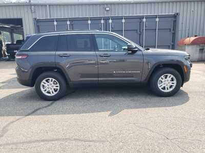 2025 Jeep Grand Cherokee, $40698. Photo 8