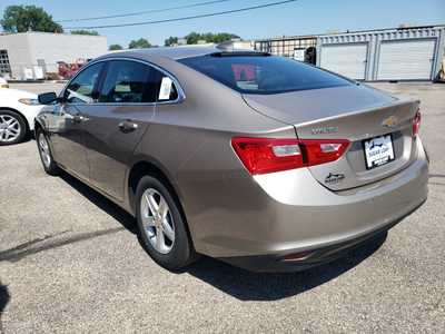 2024 Chevrolet Malibu, $18350. Photo 4