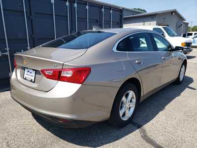 2024 Chevrolet Malibu, $18350. Photo 7