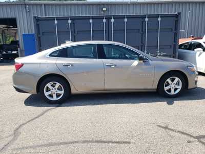 2024 Chevrolet Malibu, $18350. Photo 8