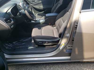2024 Chevrolet Malibu, $18250. Photo 11