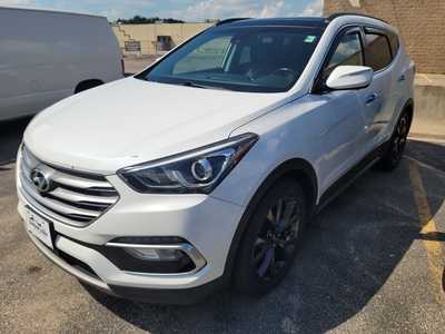 2018 Hyundai Santa Fe, $17990. Photo 1