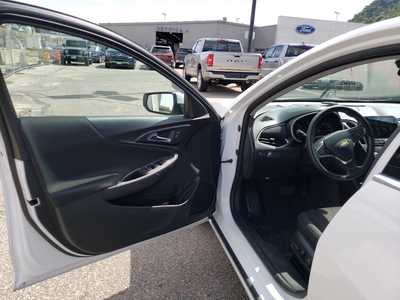 2024 Chevrolet Malibu, $18250. Photo 10