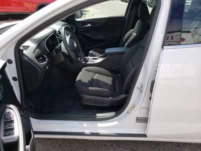 2024 Chevrolet Malibu, $18250. Photo 11