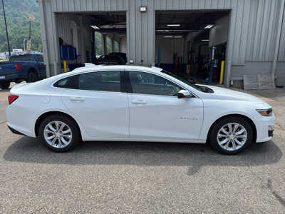 2024 Chevrolet Malibu, $18550. Photo 2