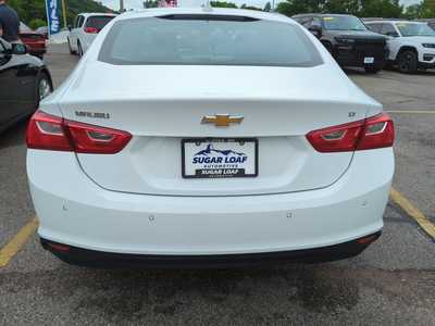 2024 Chevrolet Malibu, $18350. Photo 3