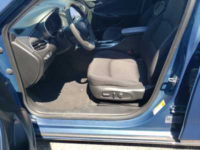 2024 Chevrolet Malibu, $17950. Photo 11