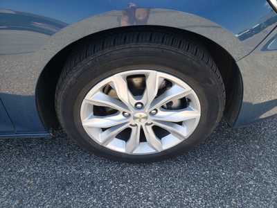 2024 Chevrolet Malibu, $17950. Photo 9