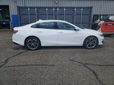 2024 Chevrolet Malibu, $17850. Photo 8