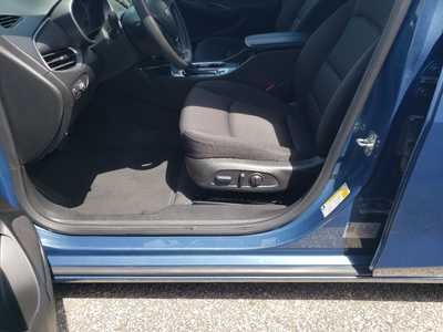 2024 Chevrolet Malibu, $17850. Photo 11