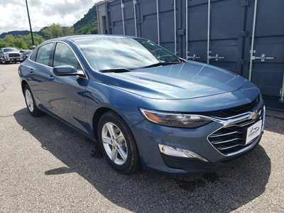 2024 Chevrolet Malibu, $17850. Photo 1