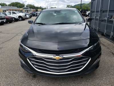 2024 Chevrolet Malibu, $17950. Photo 2