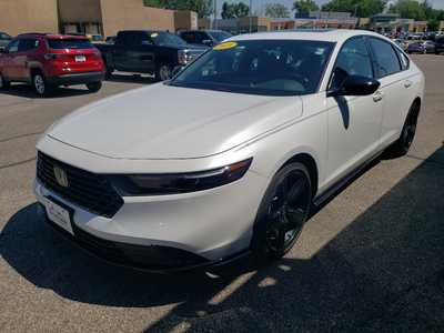 2023 Honda Accord, $29490. Photo 4