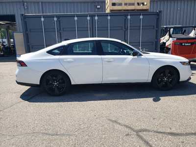 2023 Honda Accord, $29490. Photo 9