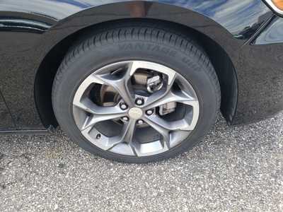 2024 Chevrolet Malibu, $18250. Photo 9