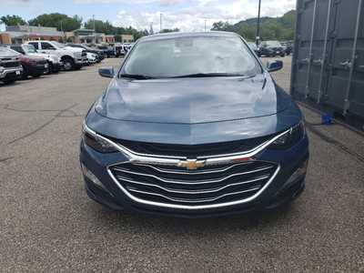 2024 Chevrolet Malibu, $17950. Photo 2