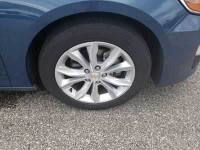 2024 Chevrolet Malibu, $17950. Photo 9