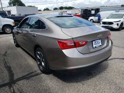 2024 Chevrolet Malibu, $18250. Photo 4