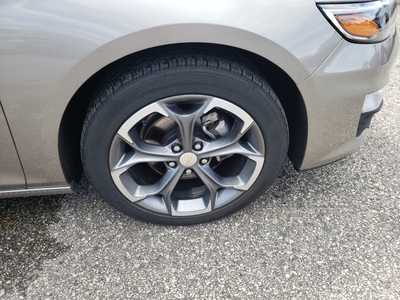 2024 Chevrolet Malibu, $18250. Photo 8