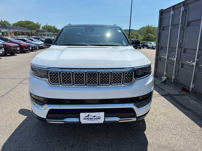 2023 Jeep Grand Wagoneer, $57450. Photo 2
