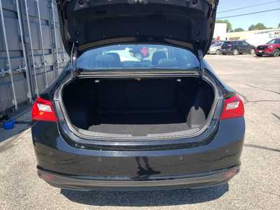 2024 Chevrolet Malibu, $18490. Photo 6