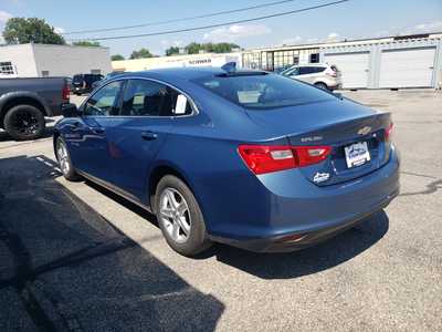 2024 Chevrolet Malibu, $18250. Photo 4