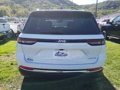 2025 Jeep Grand Cherokee, $46160. Photo 5