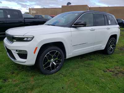 2025 Jeep Grand Cherokee, $63055. Photo 3