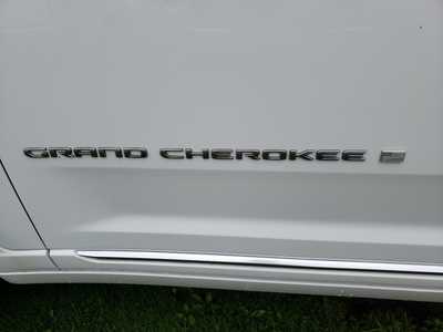2025 Jeep Grand Cherokee, $63055. Photo 9