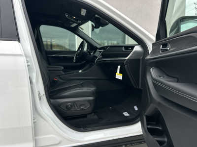 2025 Jeep Grand Cherokee L, $45910. Photo 12