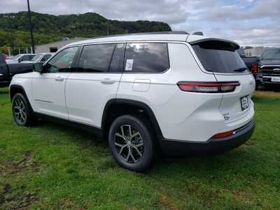 2025 Jeep Grand Cherokee L, $48010. Photo 4